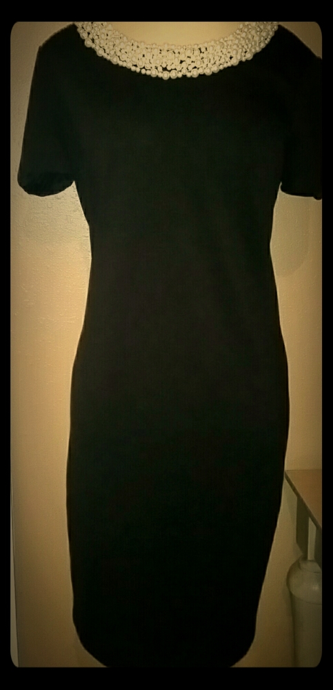 Black pearl collar dress
